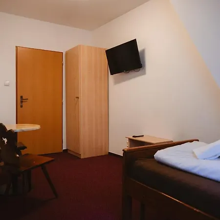 Horsky Popradske Pleso ホテル 2*
