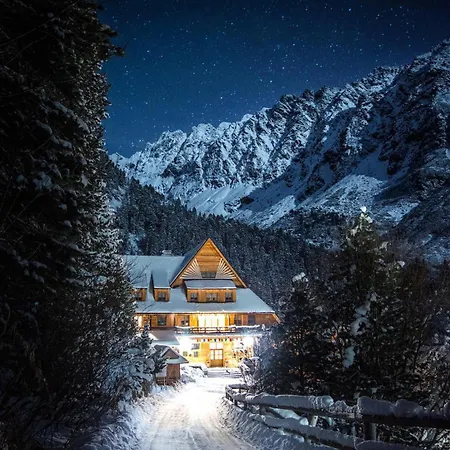 ホテル Horsky Popradske Pleso Štrbské Pleso